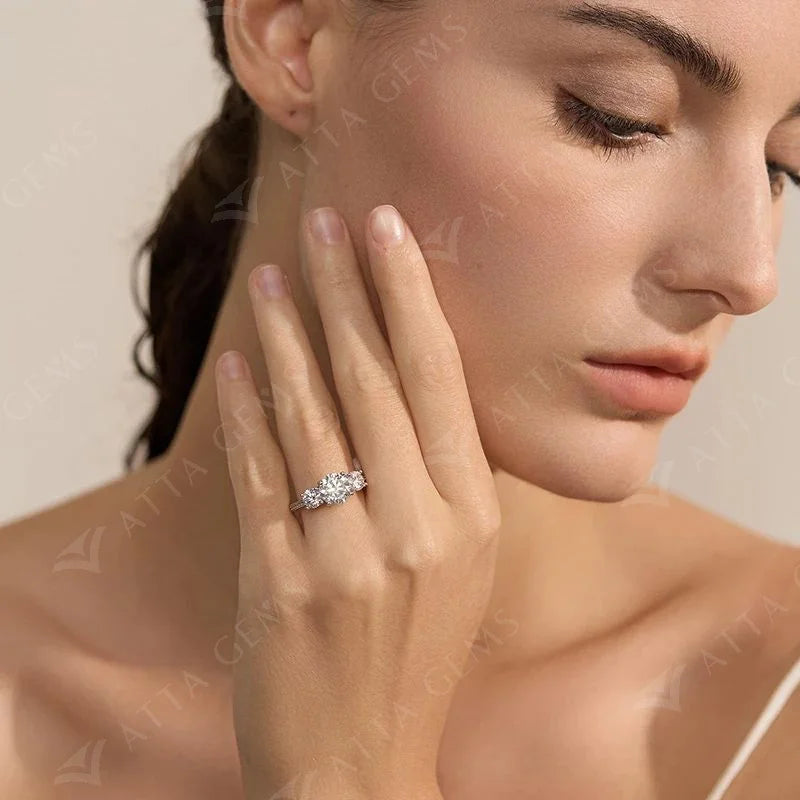 ATTAGEMS Engagement Ring Round Cut 4.0ct Moissanite Rings for Women Sterling Silver Ring Wedding Promise Rings for Her