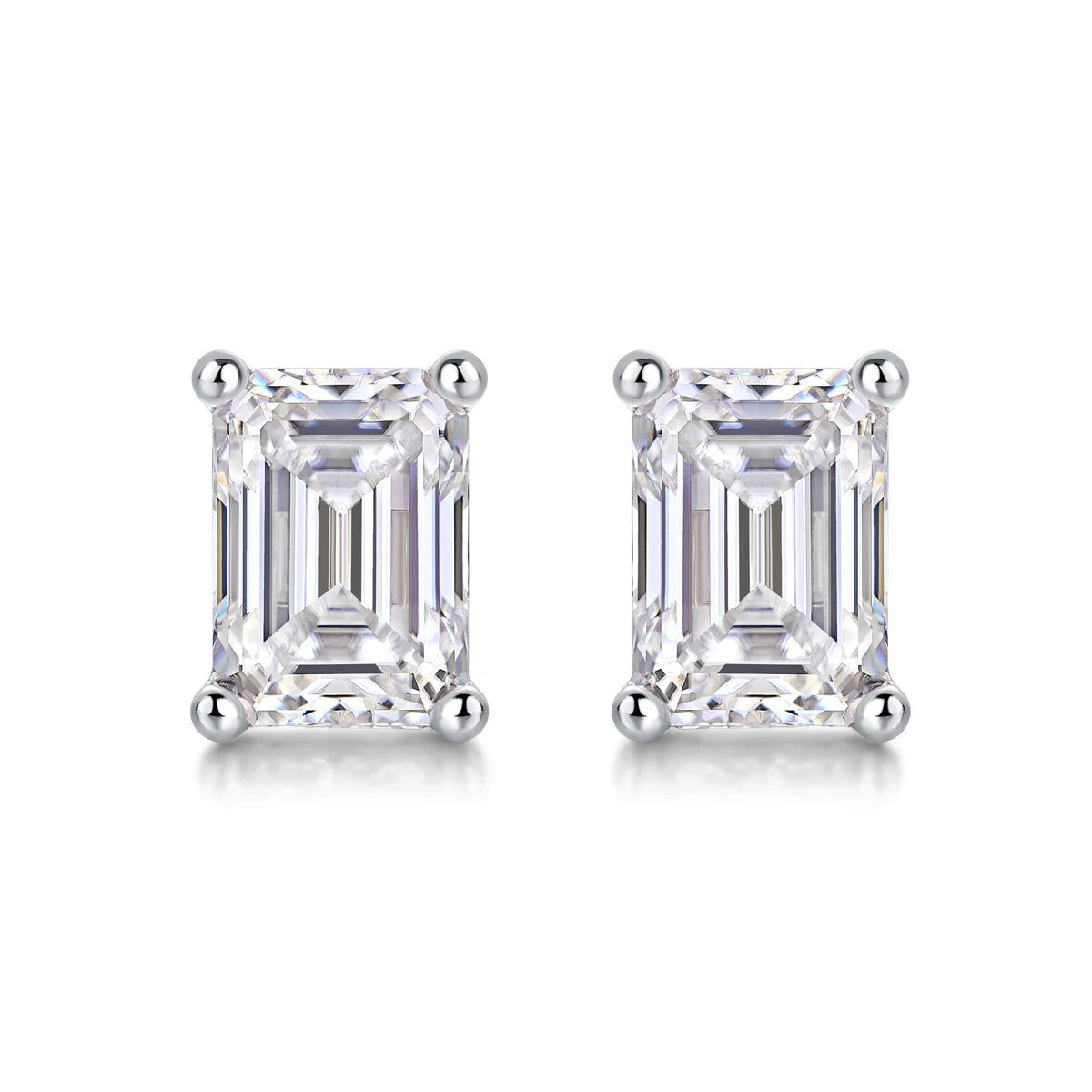 NEVE Emerald Clarity Solitaire Studs